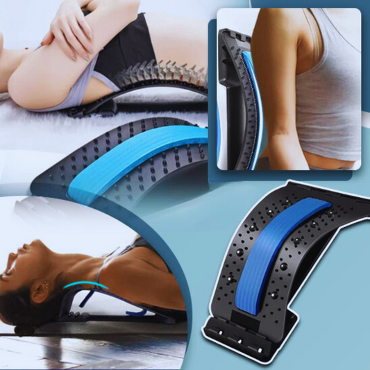 Femme utilisant un correcteur de posture en position allongée pour détendre la colonne vertébrale et améliorer la posture.