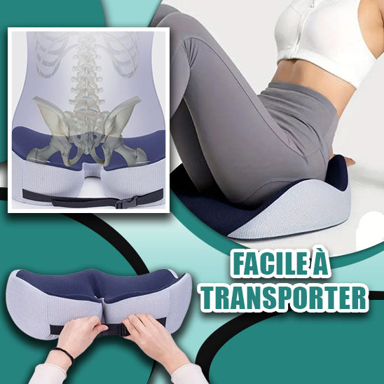 Femme assise sur un coussin ergonomique de siège montrant le soutien de la colonne vertébrale et la correction de la posture.