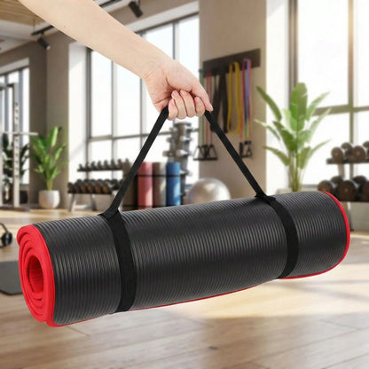 tapis noir epais avec sa sangle pour le transport