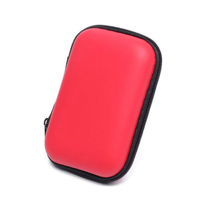 Organisateur de câble rouge avec finition lisse et fermeture solide, idéal pour vos déplacements.